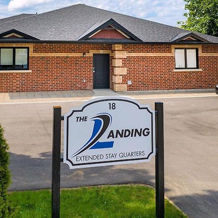 The Landing-Extended Stay Quarters Meaford エクステリア 写真