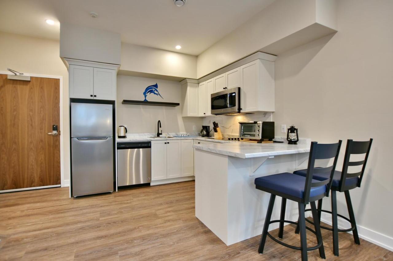 The Landing-Extended Stay Quarters Meaford エクステリア 写真